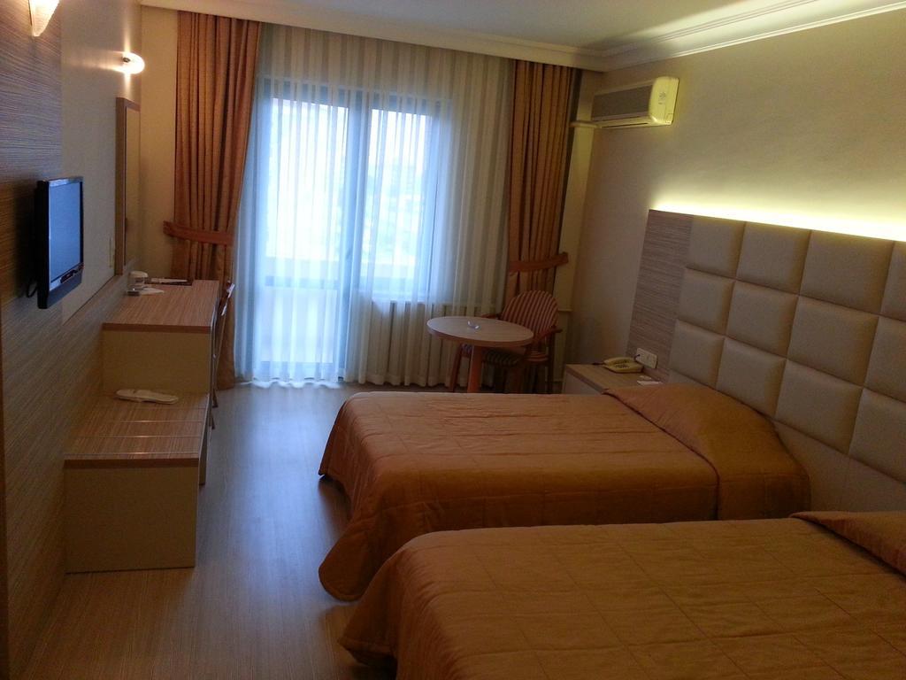 Sefa Hotel 1 Çorlu Exterior foto
